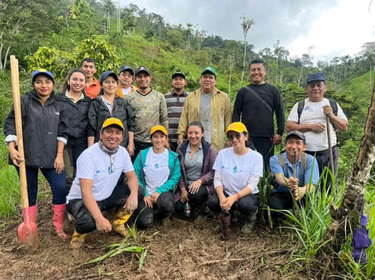 ZUMBI RESILIENTE - AGUA PAR LA VIDA​ - UNESCO Amazon Water Resilience Challenge – Ecuador 2025
